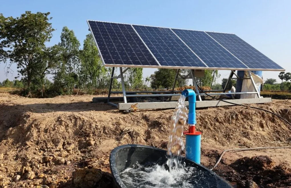 What are the disadvantages of a solar water pump?